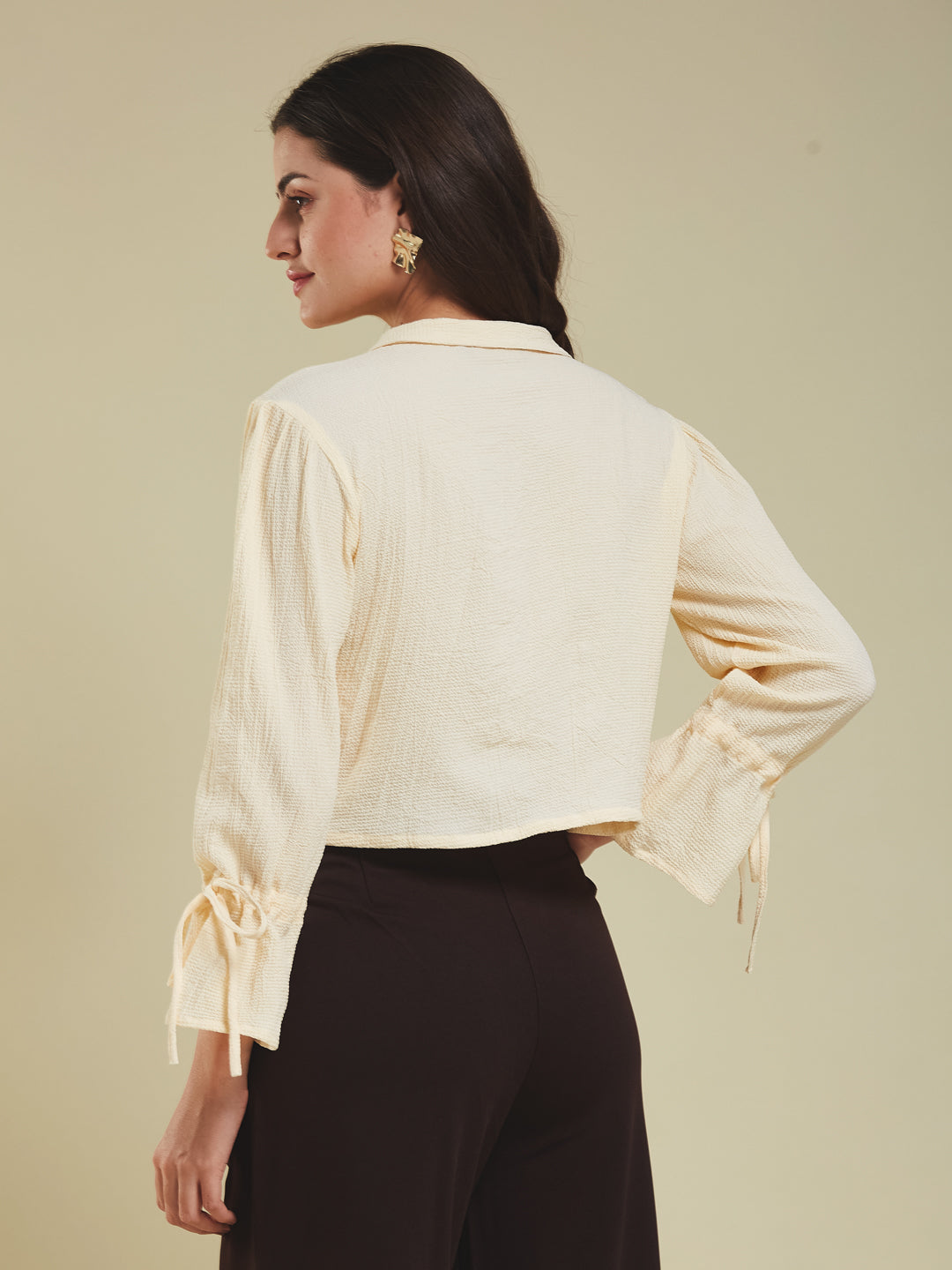 Women's Off White Plain Crop Casual shirt With ballon sleeve