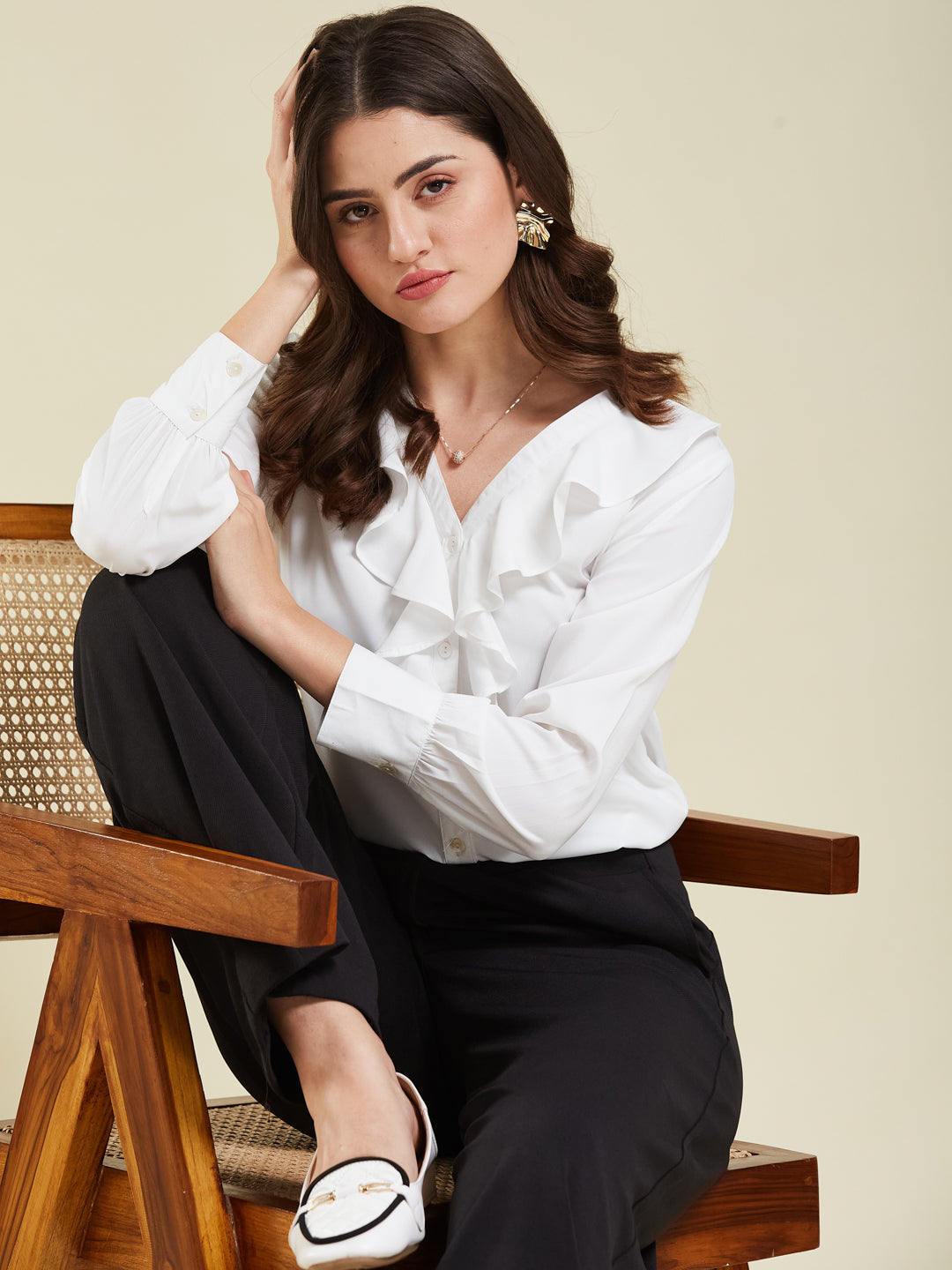 Women's White Polyester Plain Regular Full sleeve Shirt