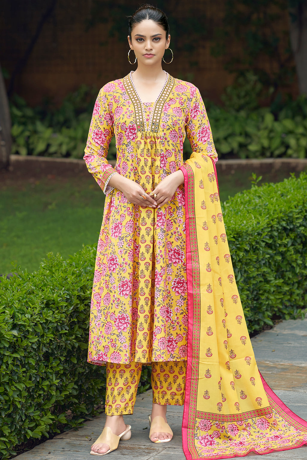 Yellow Poly Cotton Straight Kurta Set | Kurta set for women