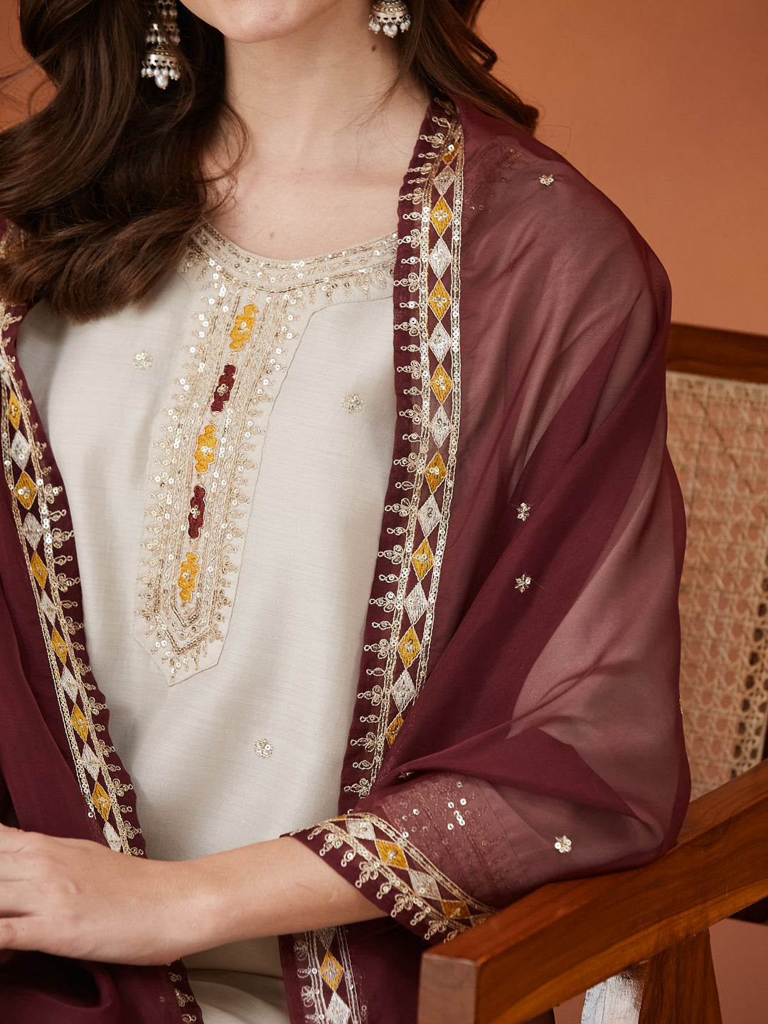 Cream Embroidered chinon kurta with dupatta set