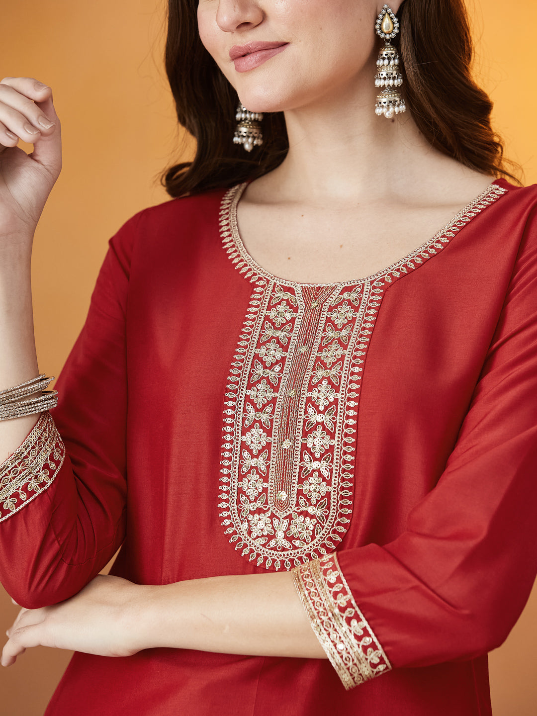 Red Embroidered Chinon kurta set with dupatta for women