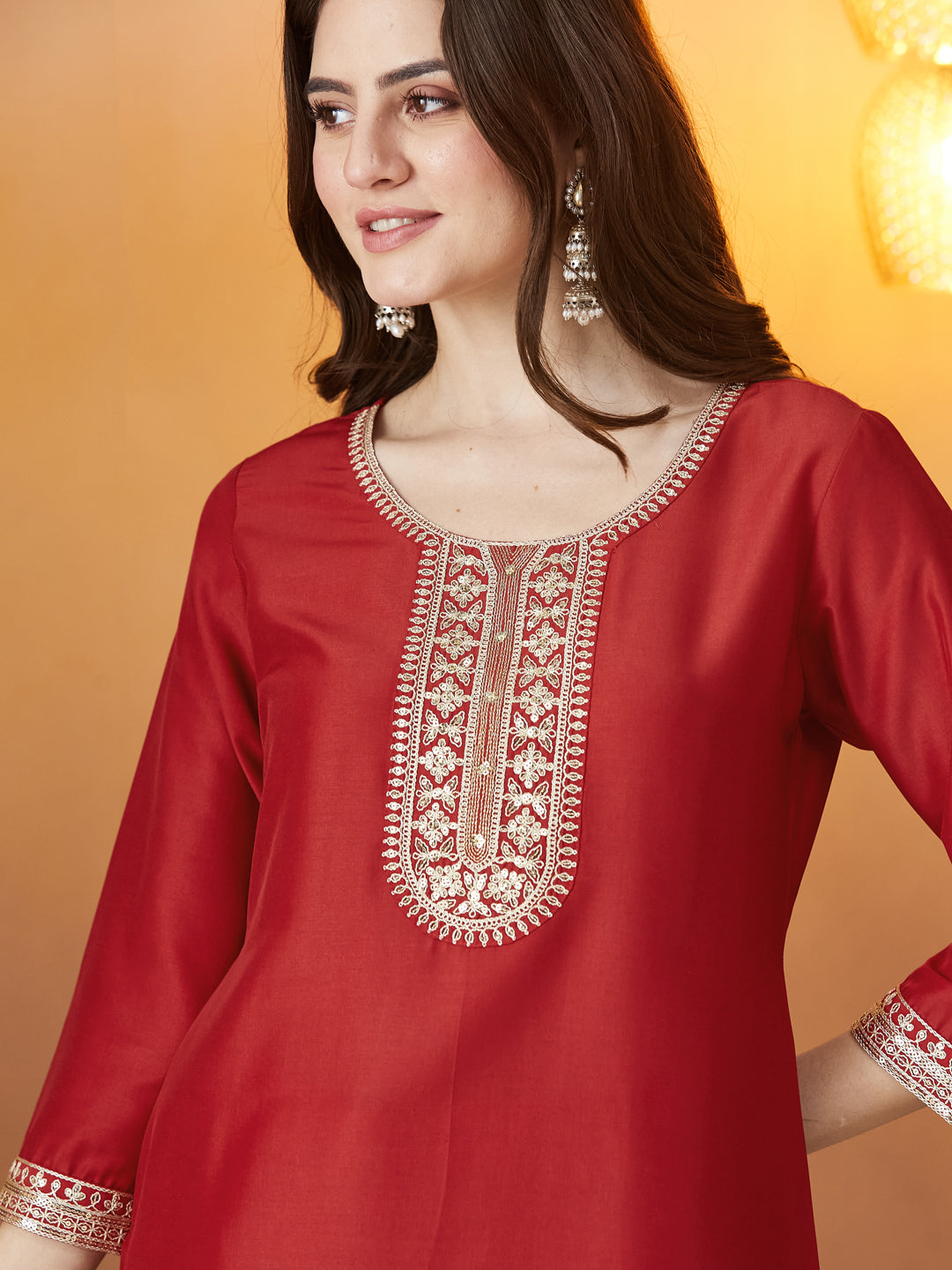 Red Embroidered Chinon kurta set with dupatta for women