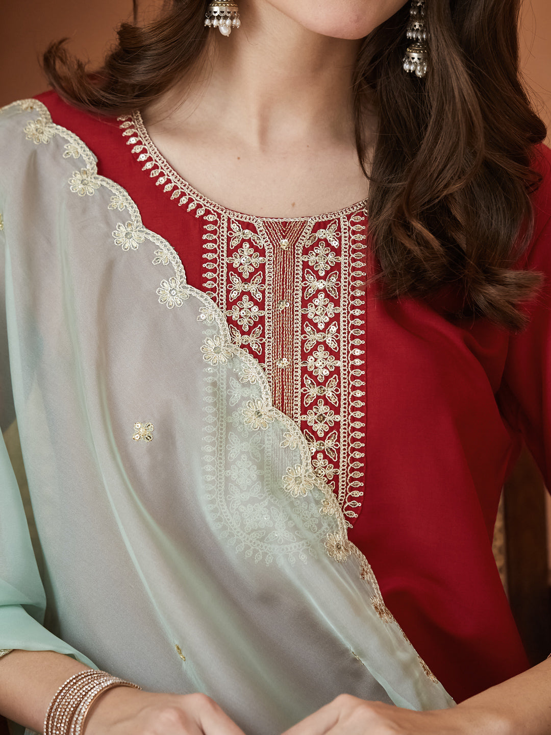 Red Embroidered Chinon kurta set with dupatta for women