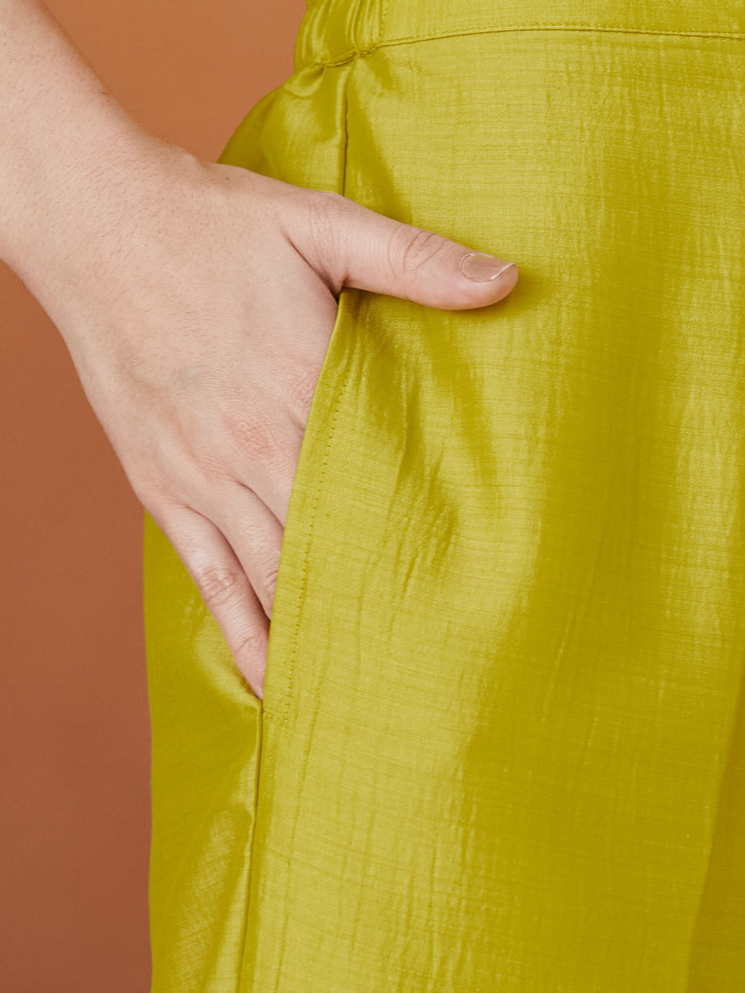 Neon Embroidered Chinon kurta set with dupatta for women