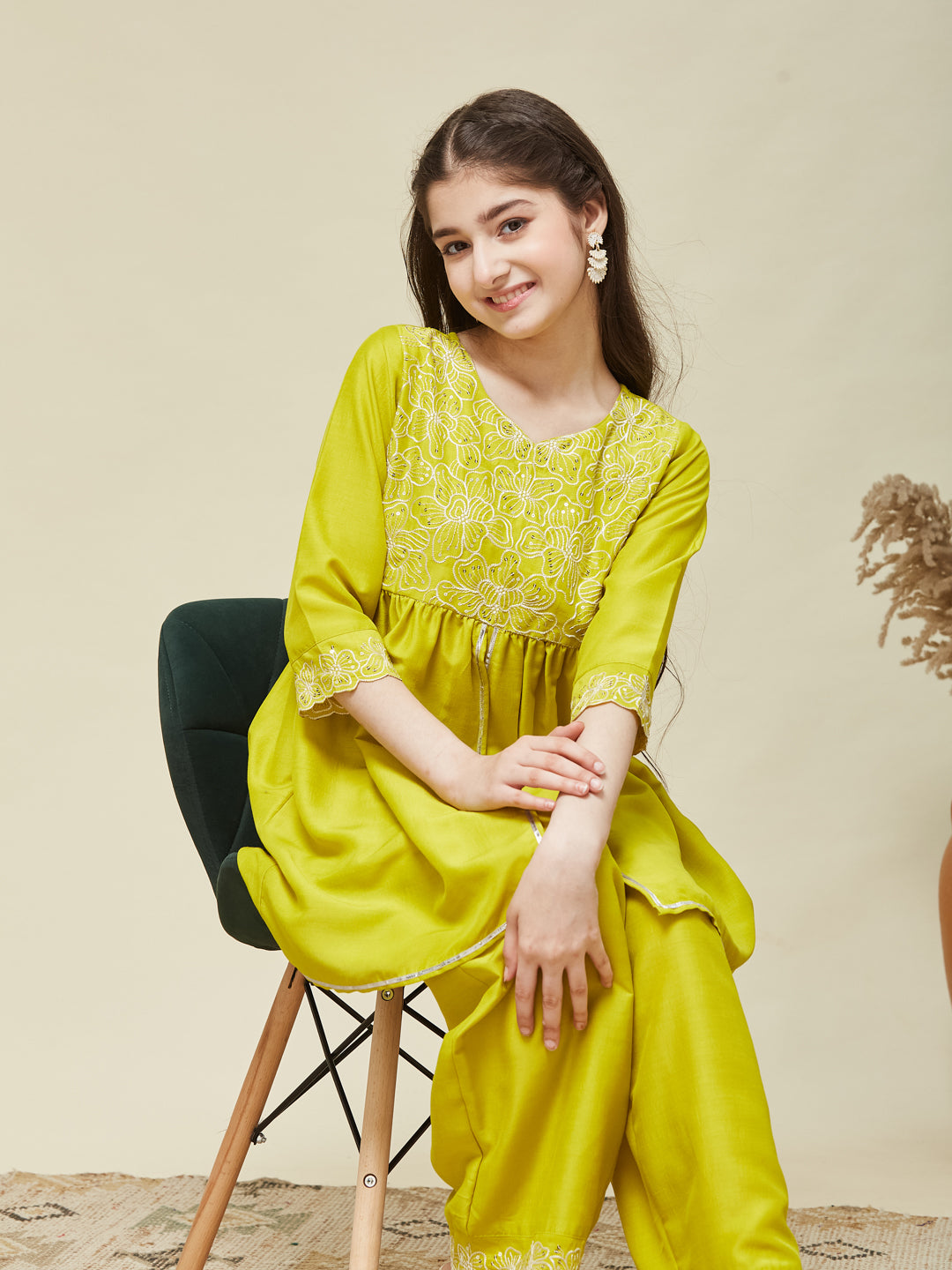 Girl's Neon Chinon Embroidered Kurta plazzo set
