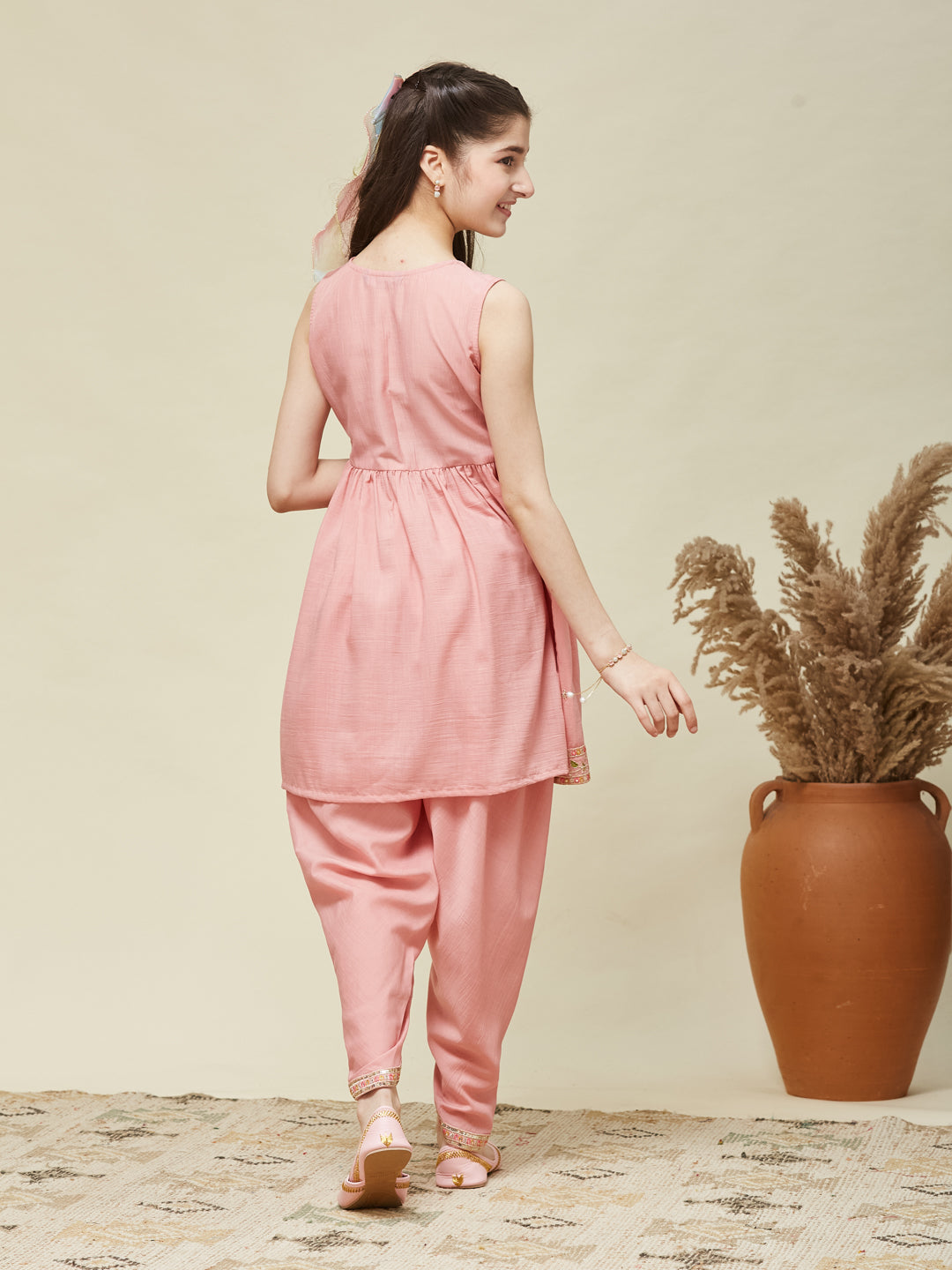 Girl's Pink Chinon Embroidered Kurta Dhoti set