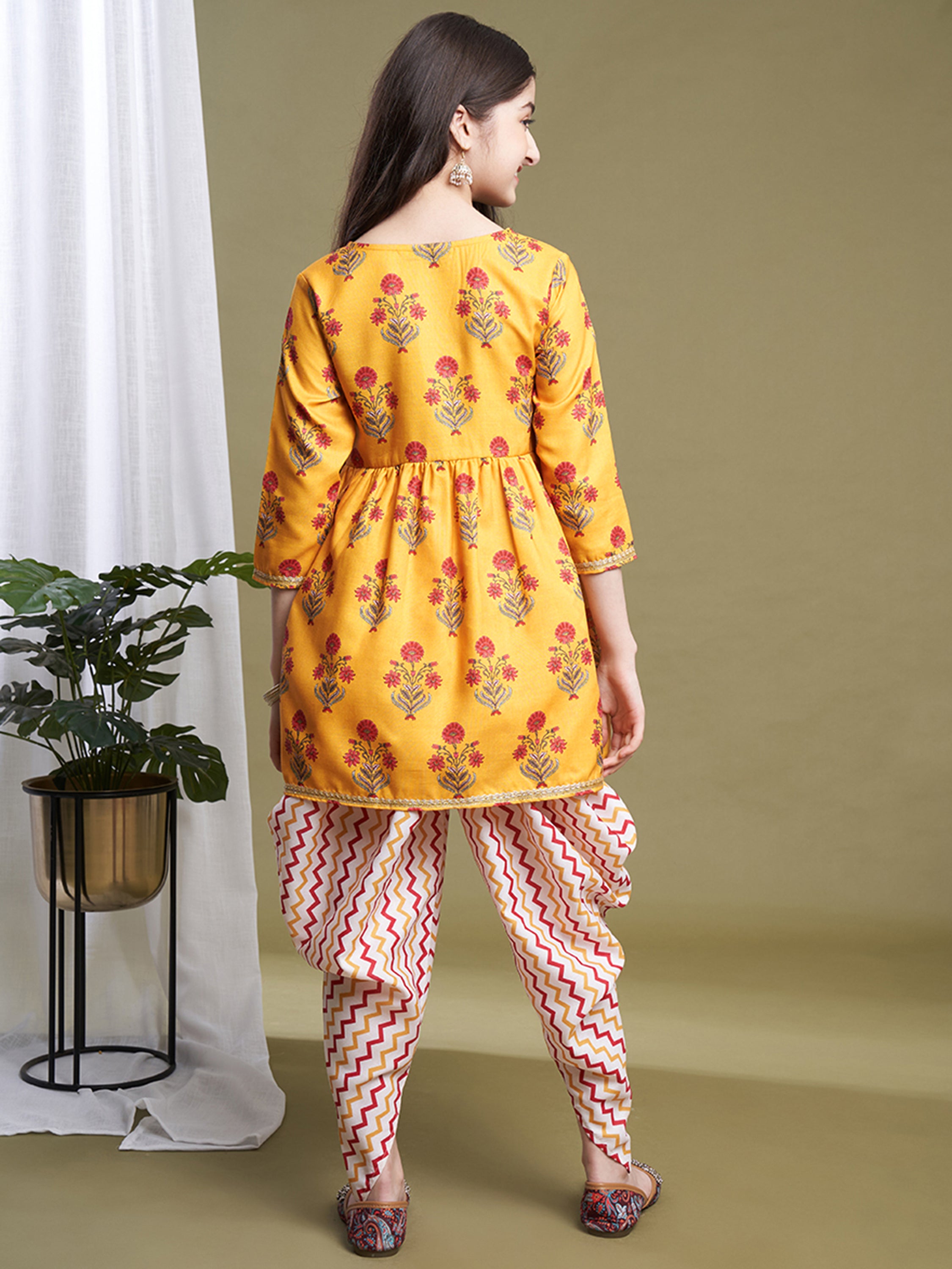 Girls Yellow Poly Cotton Printed Kurta Dhoti Set