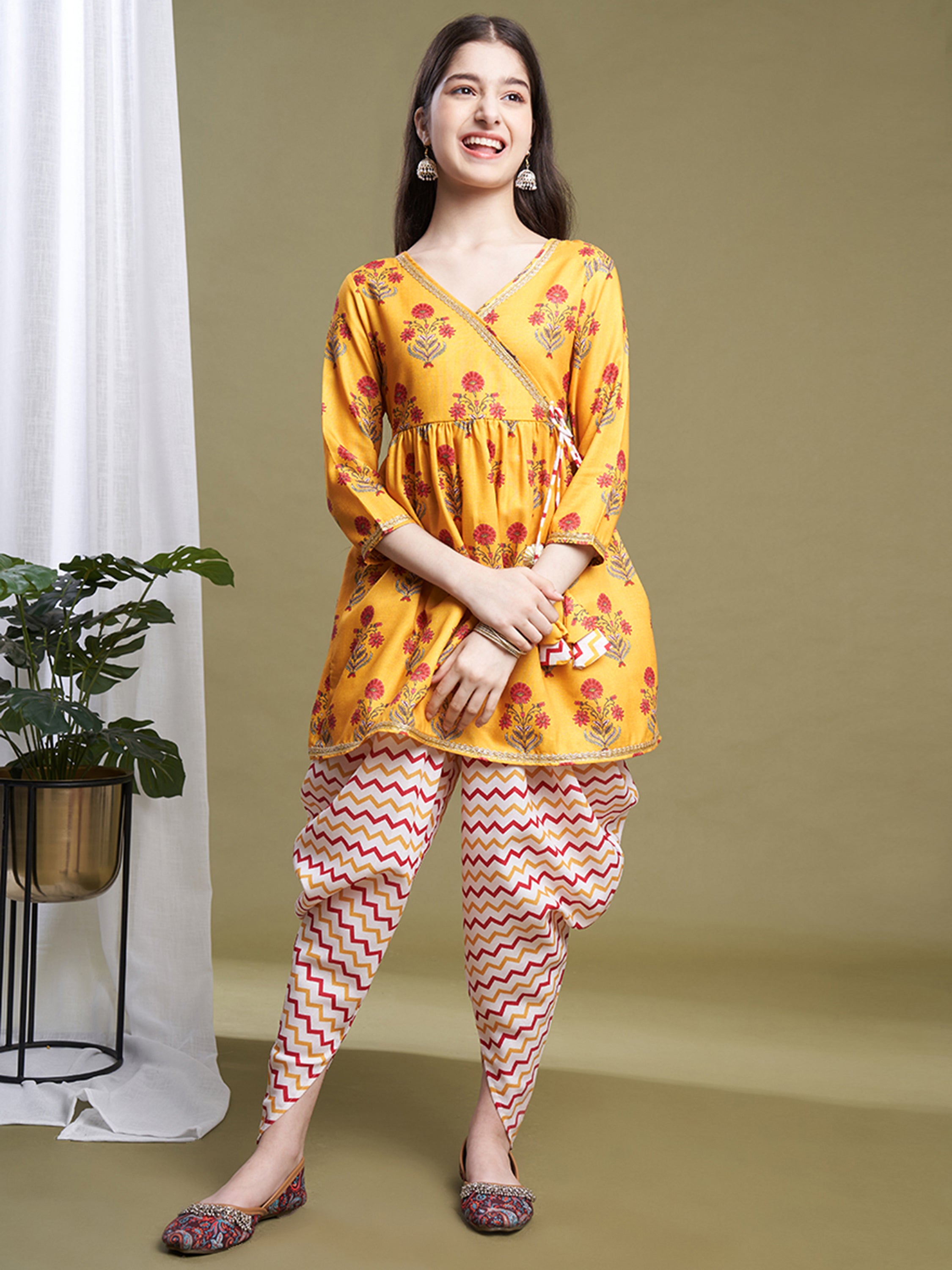 Girls Yellow Poly Cotton Printed Kurta Dhoti Set