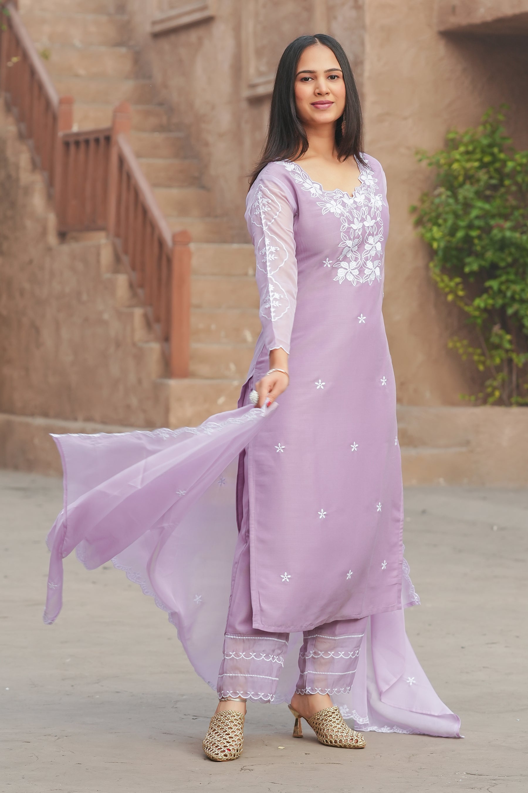 Lavender Self Design Chinon Straight Kurta With Dupatta