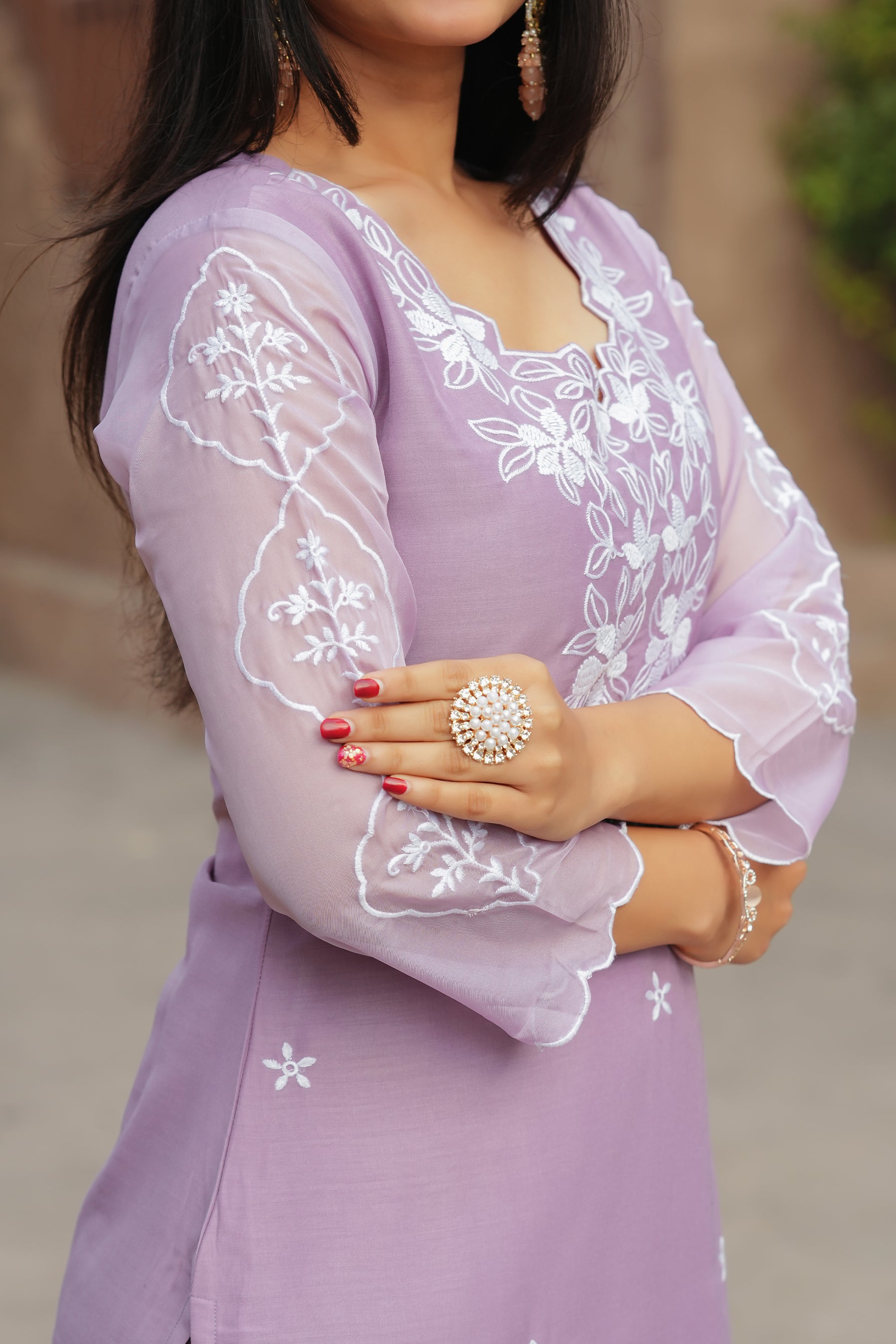 Lavender Self Design Chinon Straight Kurta With Dupatta