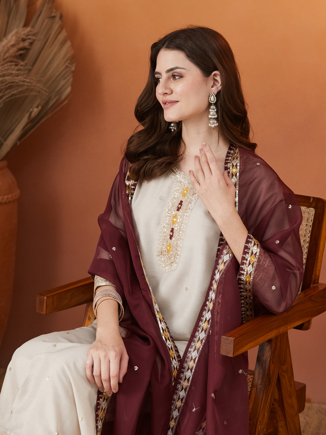 Cream Embroidered chinon kurta with dupatta set